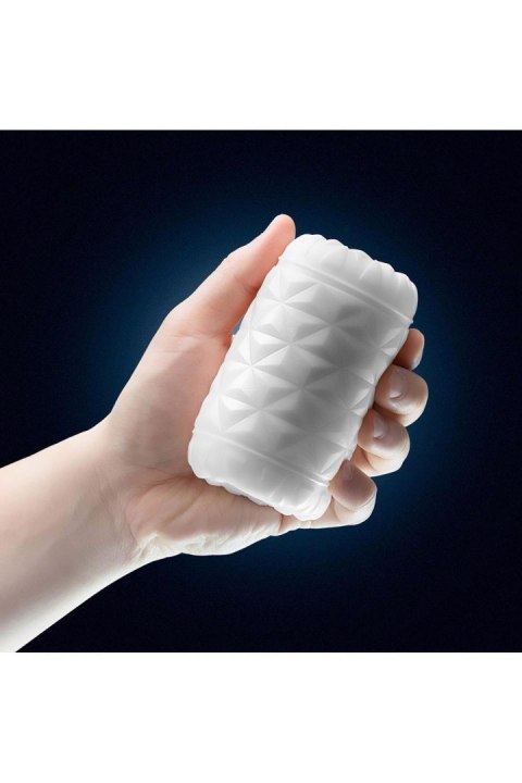 RIZE REAKT SELF-LUBRICATING STROKER WHITE RIZE REAKT SELF-LUBRICATING STROKER WHITE